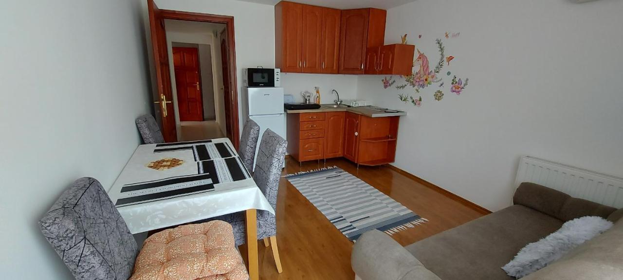 Balatoni Aranyparti Apartmanok Siofok Luaran gambar